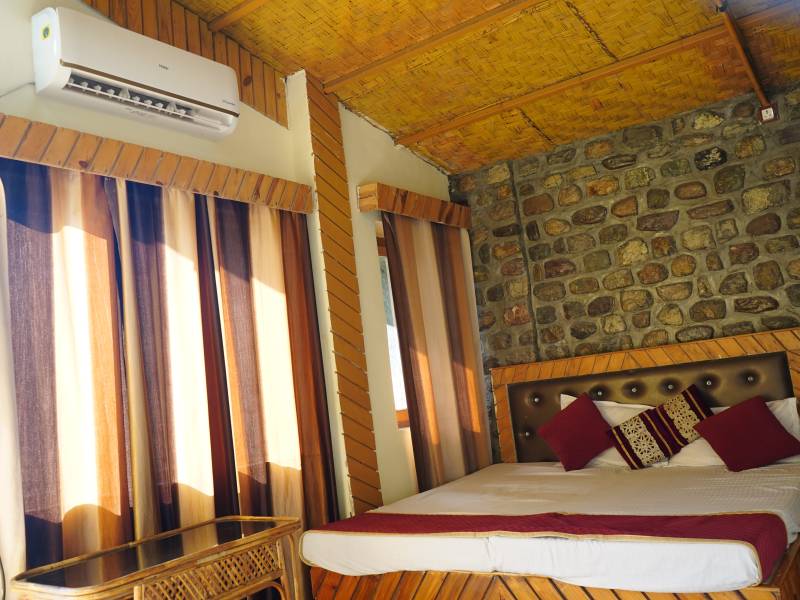 Premium AC Room